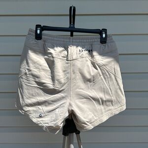 New bird dog khaki shorts size medium